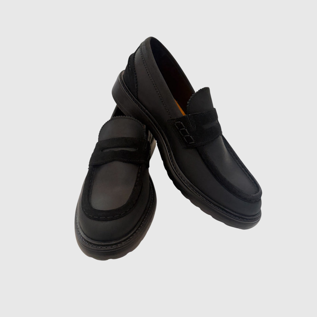 MOCASSINO IN PELLE E CAMOSCIO