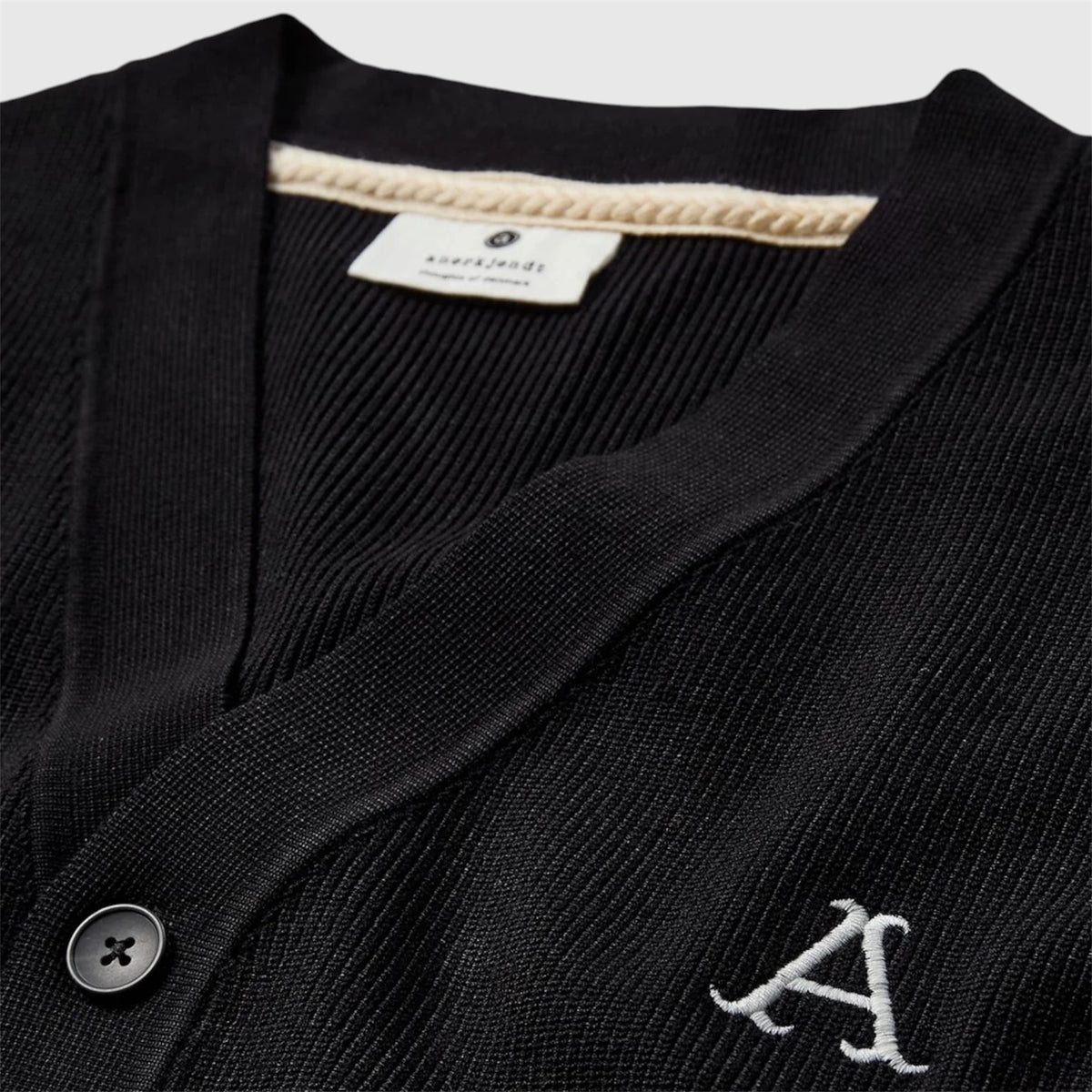 CARDIGAN LOGO ANERKJENDT