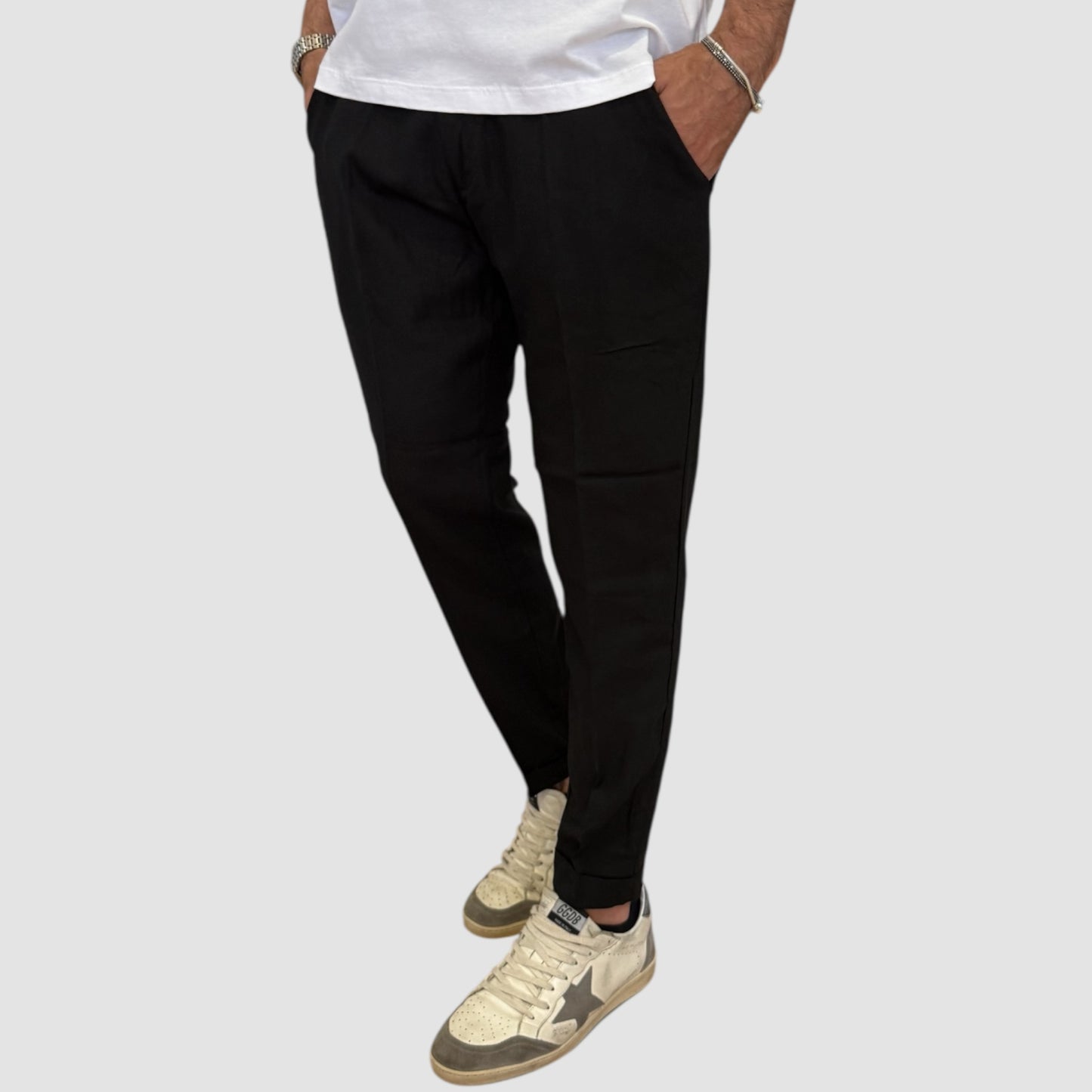 PANTALONE IN LINO UG95 IN DUE COLORI