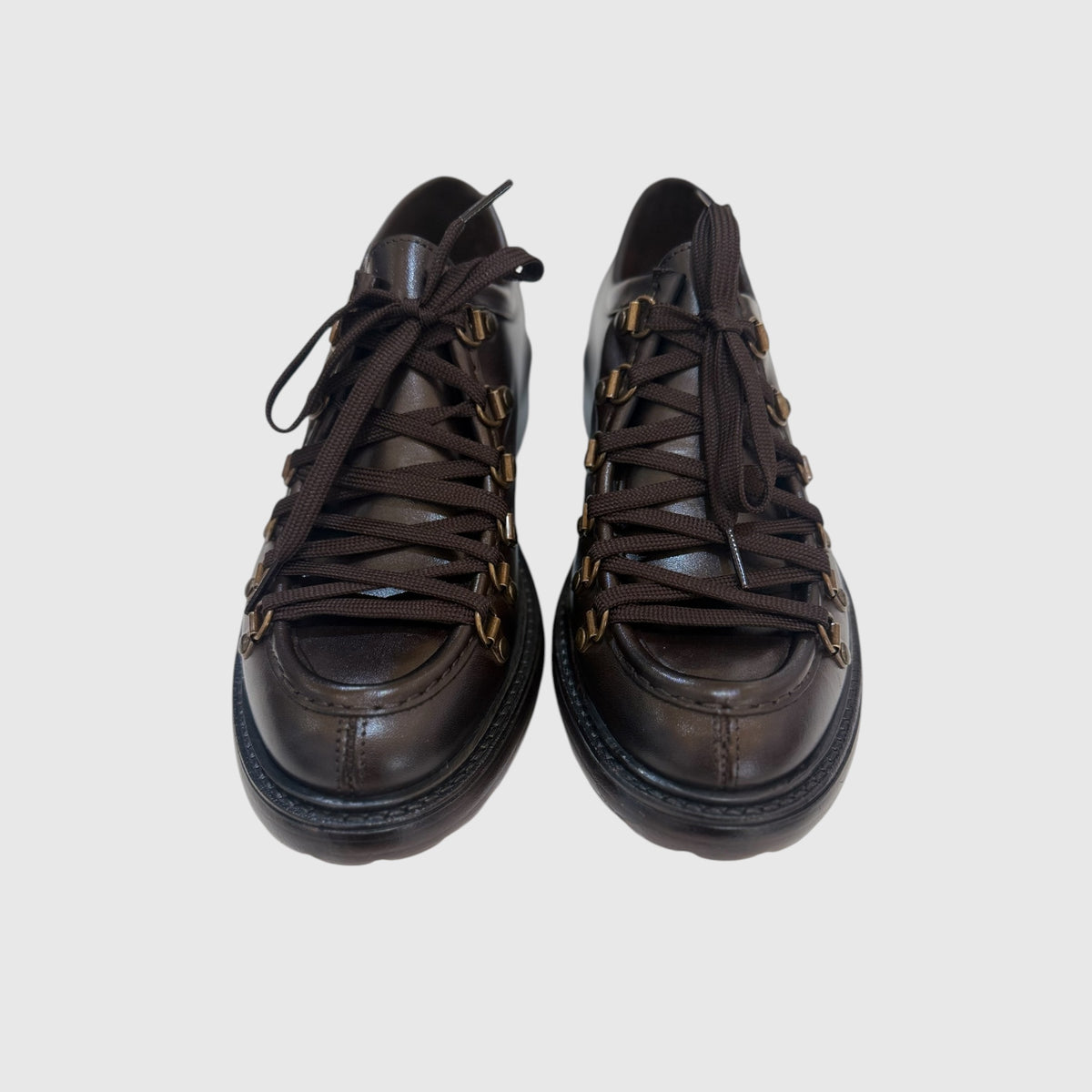 SCARPA STRINGATA IN PELLE CON DETTAGLI HIKING