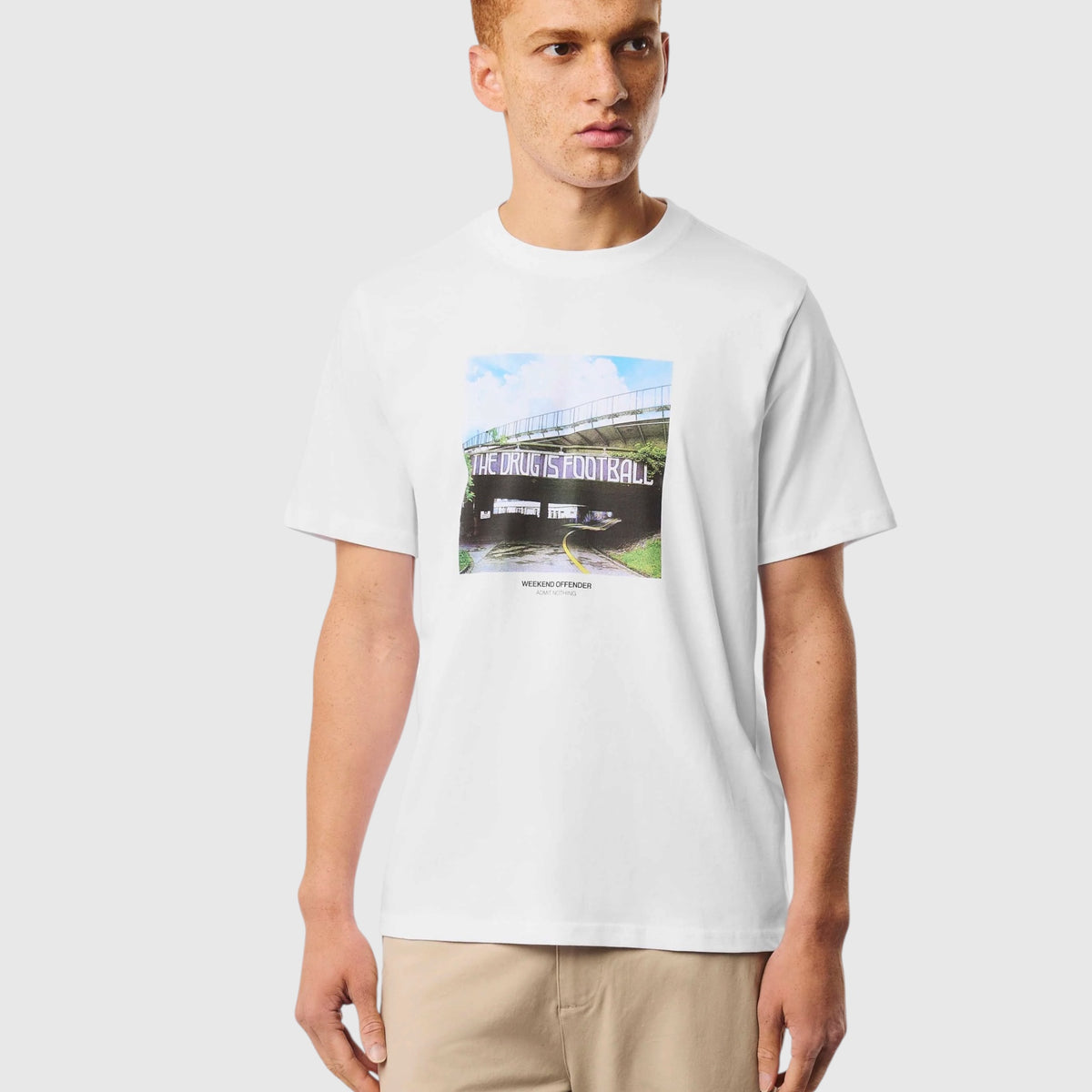 T-SHIRT THE DRUG WEEKEND OFFENDER DISP IN 2 COLORI